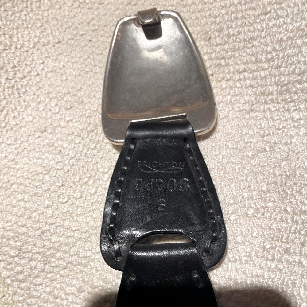 Brighton Leather belt with engraved silver buckle… perfect condition. Rare - Picture 4 of 5